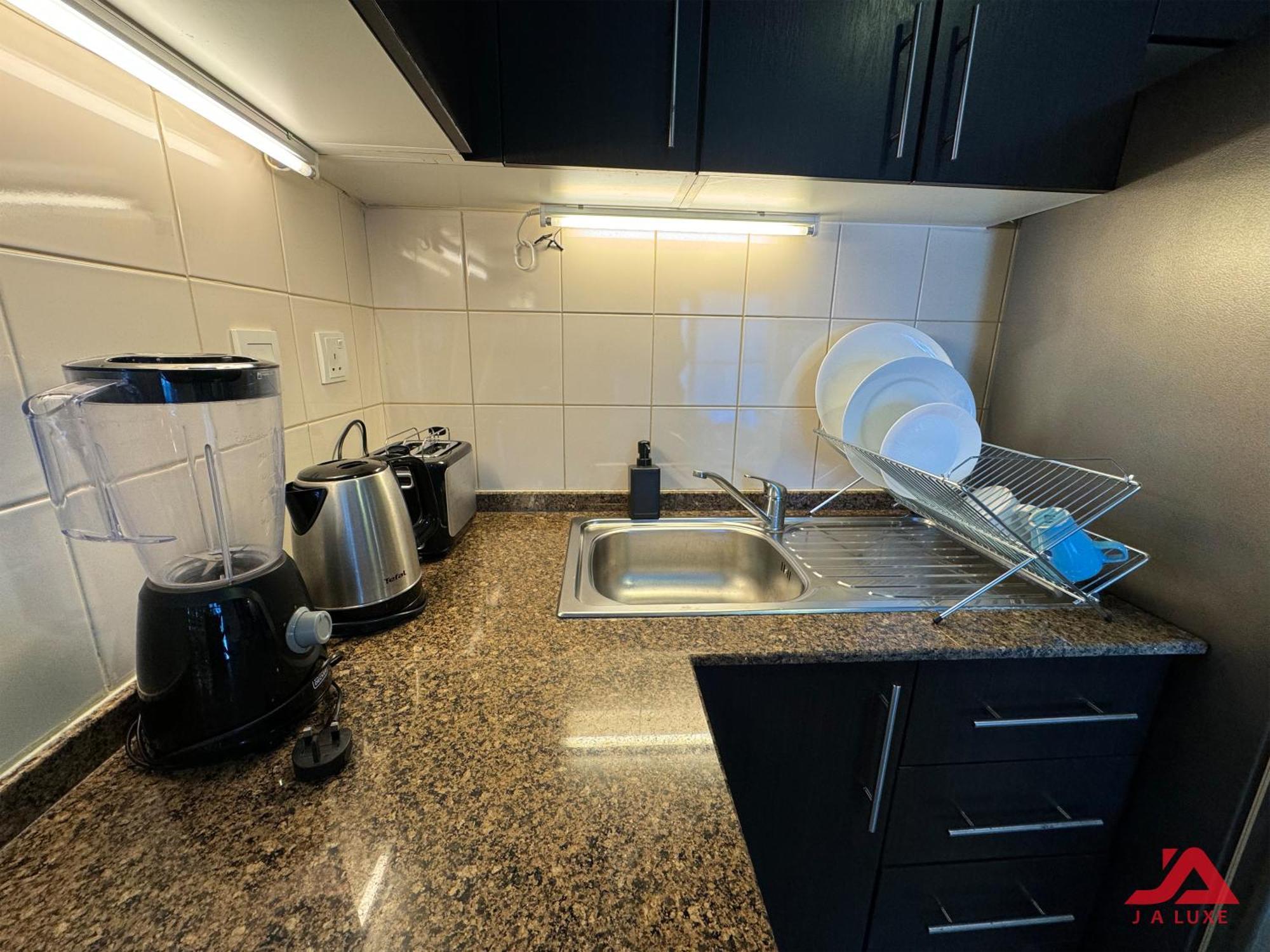 Cozy Marina & Sea View Apt In Bay Central Tower Dubai Marina With Modern Gym & Pool, Steps To Beach & Metro Exteriér fotografie