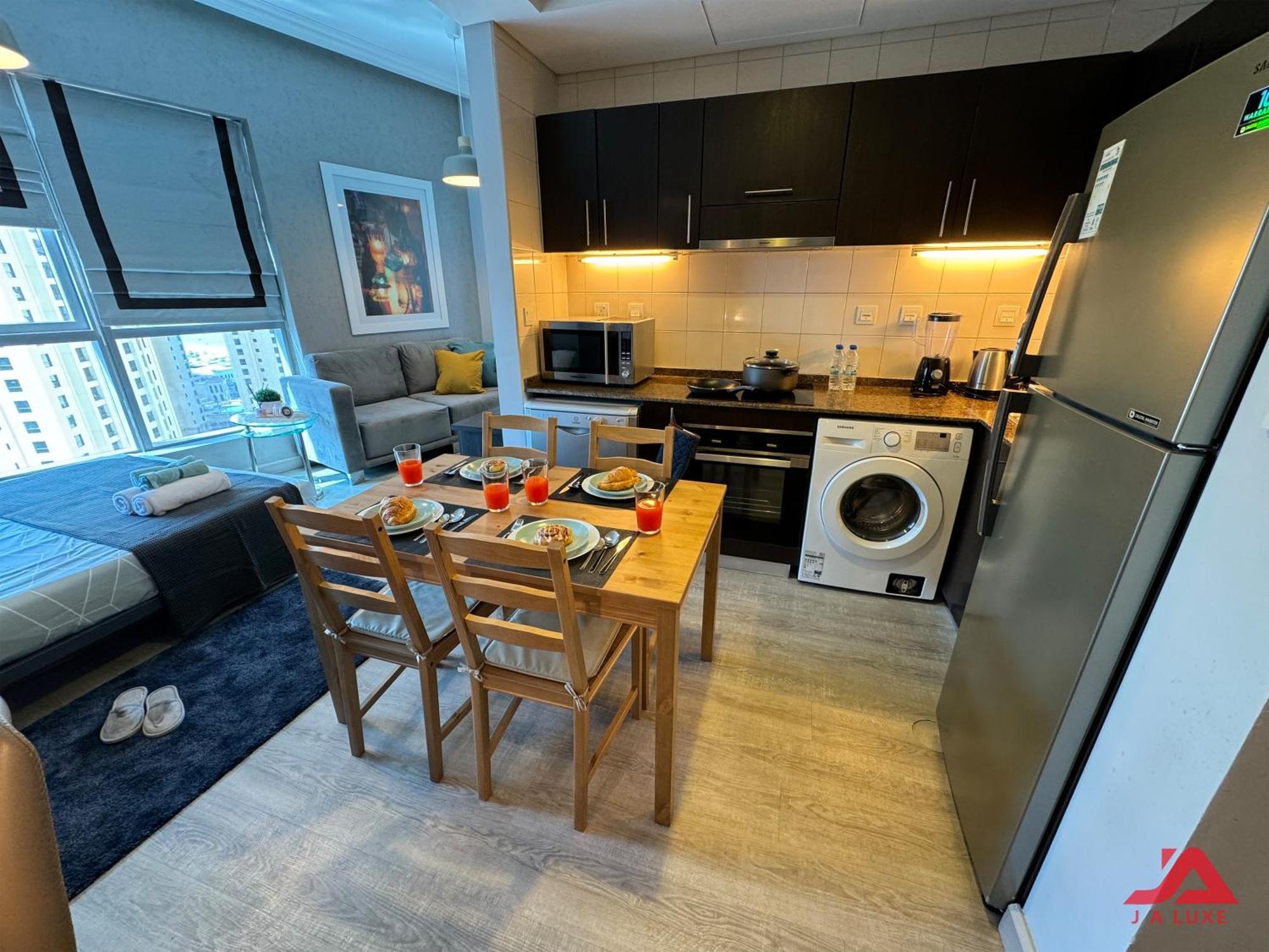 Cozy Marina & Sea View Apt In Bay Central Tower Dubai Marina With Modern Gym & Pool, Steps To Beach & Metro Exteriér fotografie