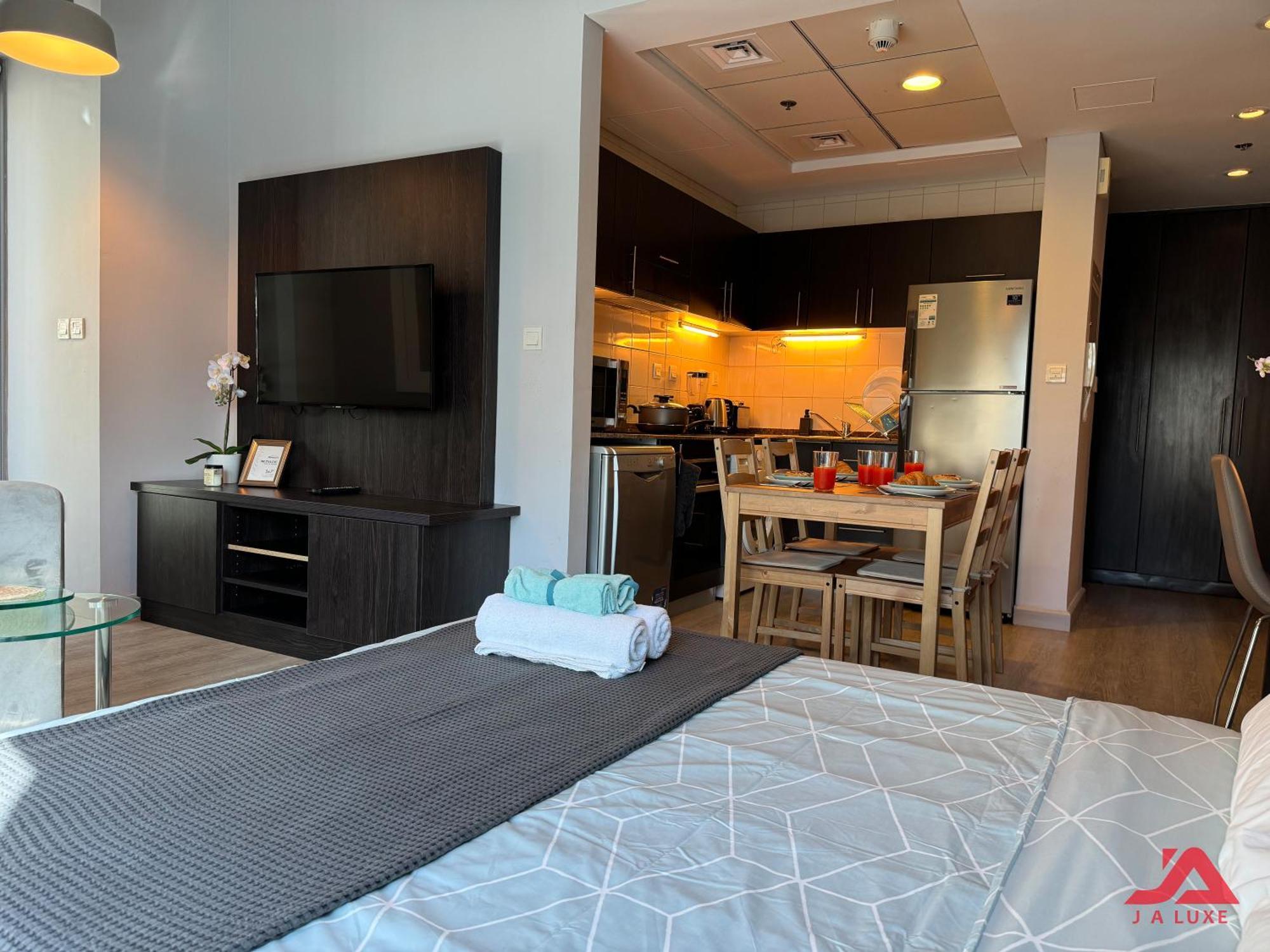 Cozy Marina & Sea View Apt In Bay Central Tower Dubai Marina With Modern Gym & Pool, Steps To Beach & Metro Exteriér fotografie