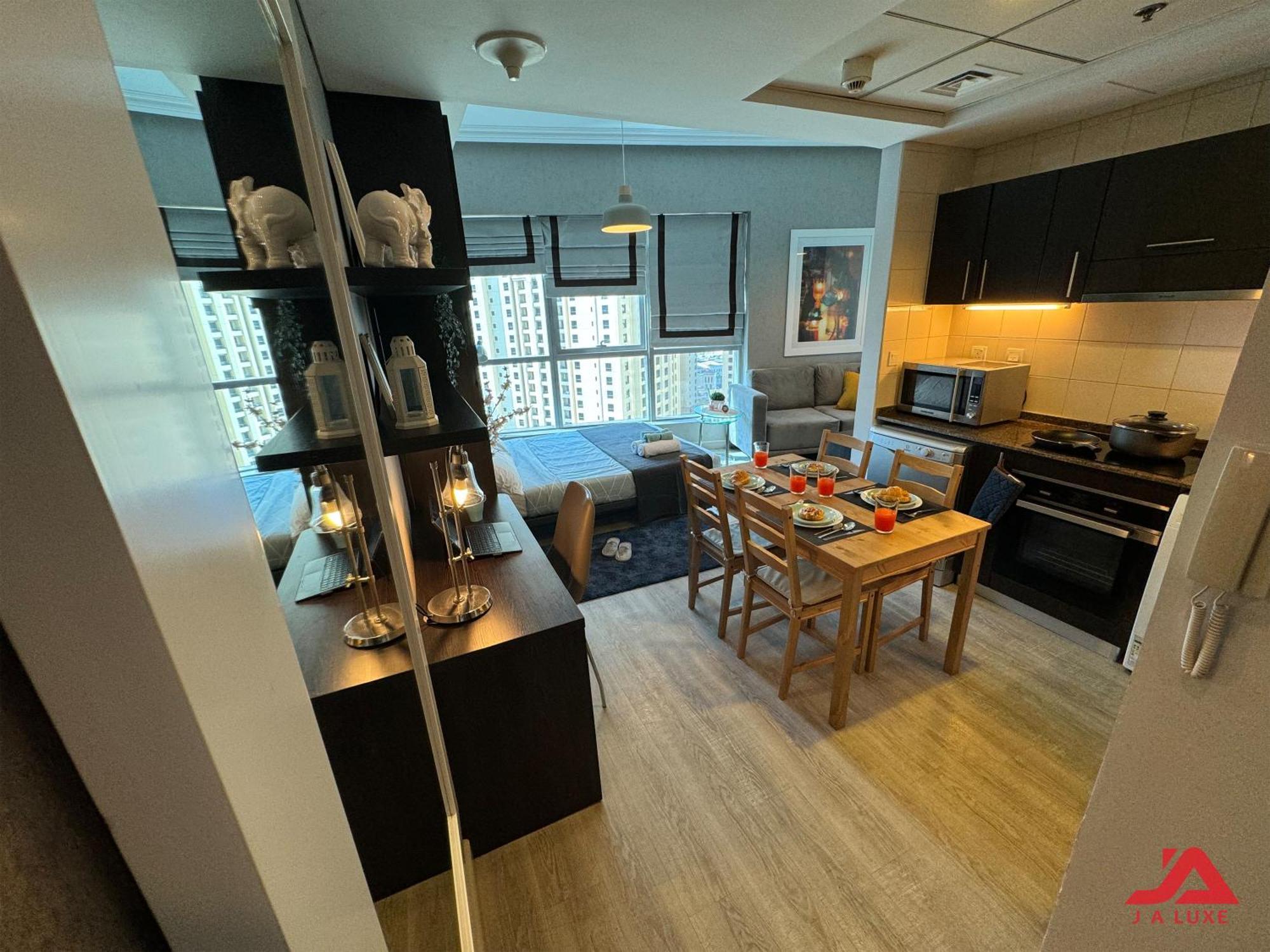 Cozy Marina & Sea View Apt In Bay Central Tower Dubai Marina With Modern Gym & Pool, Steps To Beach & Metro Exteriér fotografie